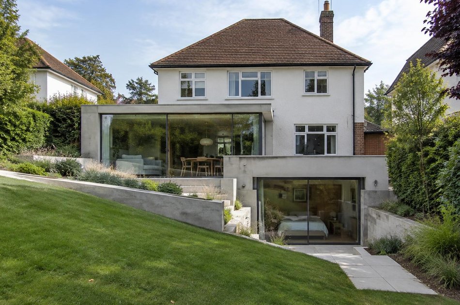 New contemporary rear extension in Barn Hill
