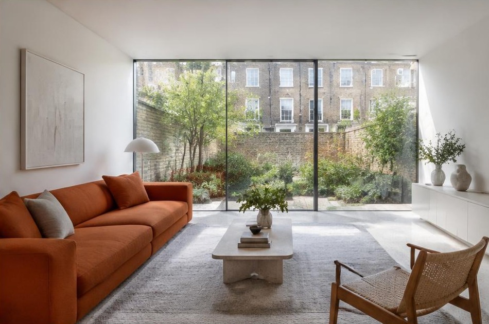 Contemporary refurbished interior with broad garden glazing in Bloomsbury