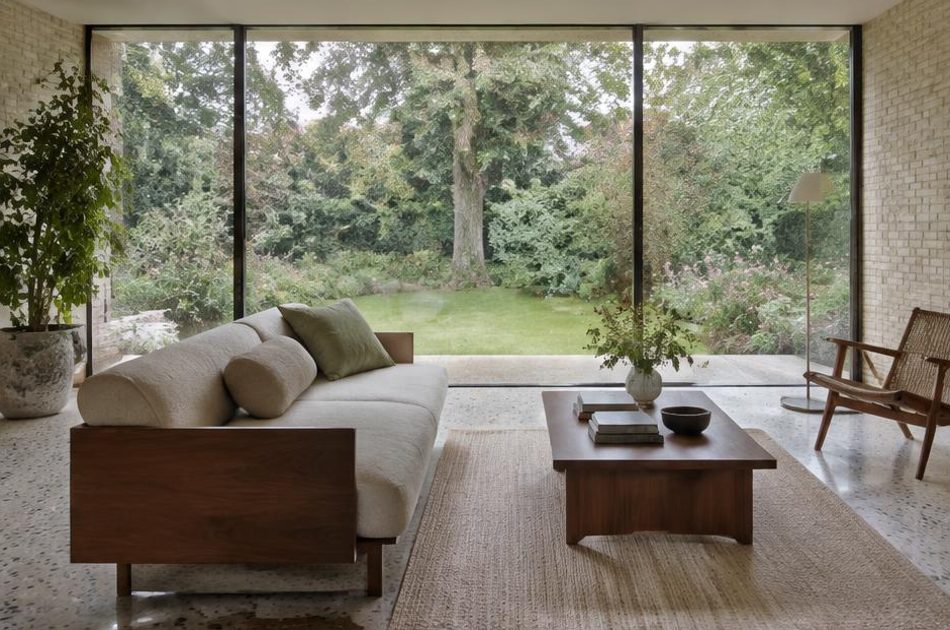 Contemporary glazed garden extension behind a period home in Dulwich
