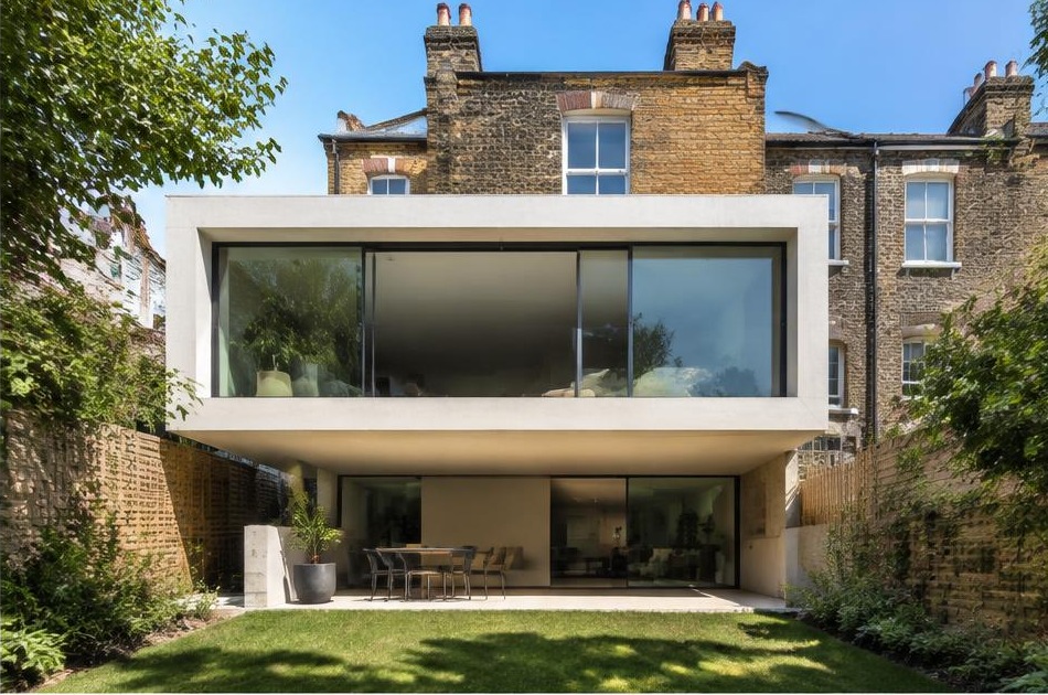 Contemporary glazed garden extension behind a period home in Earlsfield