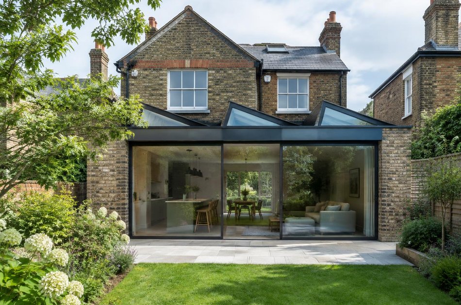 New contemporary rear extension in Hatch End
