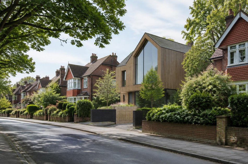 Contemporary house on a residential street in Hatch End