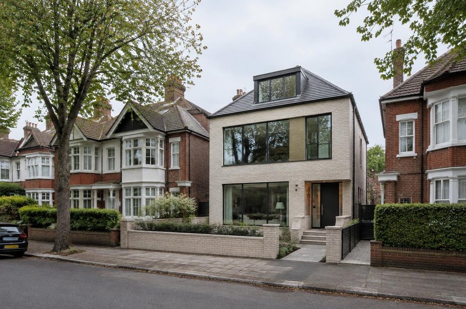 Contemporary house on a residential street in Havering
