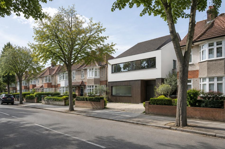 Contemporary house on a residential street in Hornchurch