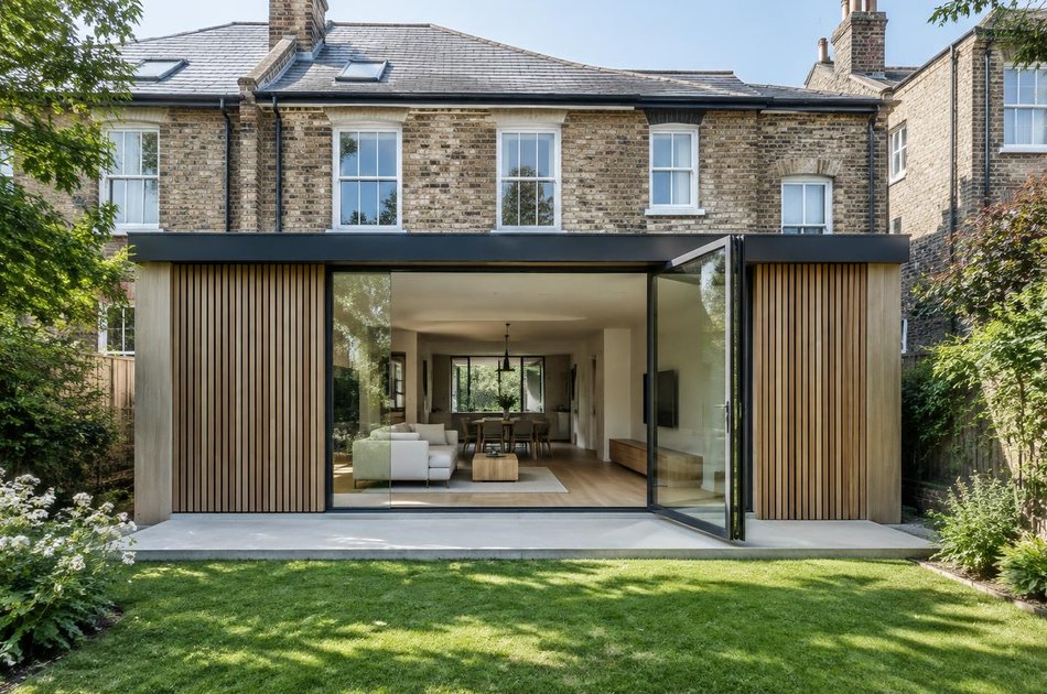 New contemporary rear extension in Isleworth